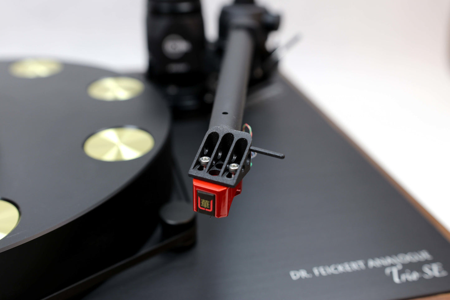 Dr. Feickert Trio SE Upscale Audio Exclusive Turntable