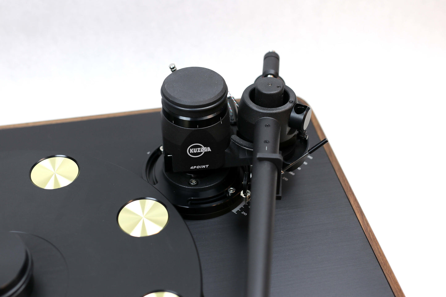 Dr. Feickert Trio SE Upscale Audio Exclusive Turntable