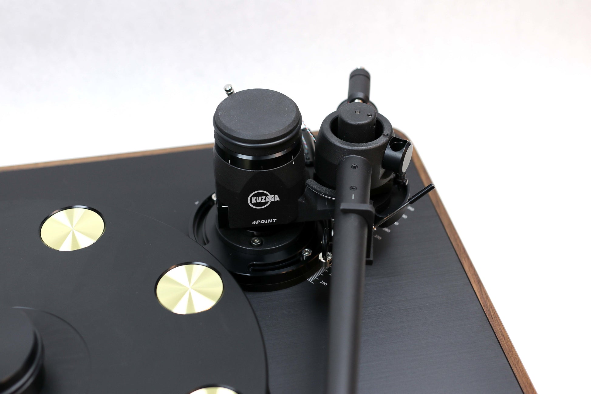 Dr. Feickert Trio SE Upscale Audio Exclusive Turntable